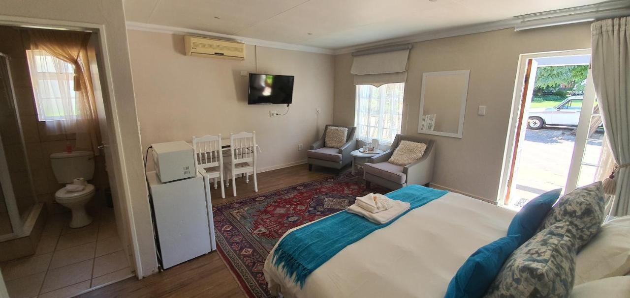 Acacia Westdene B&B Bloemfontein Bagian luar foto